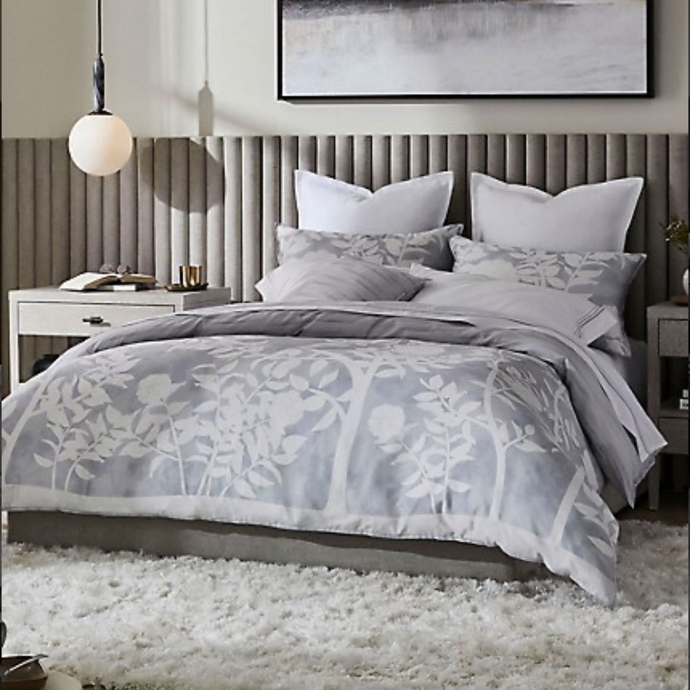 GlucksteinHome

Jardin Cotton Duvet Cover Set. King